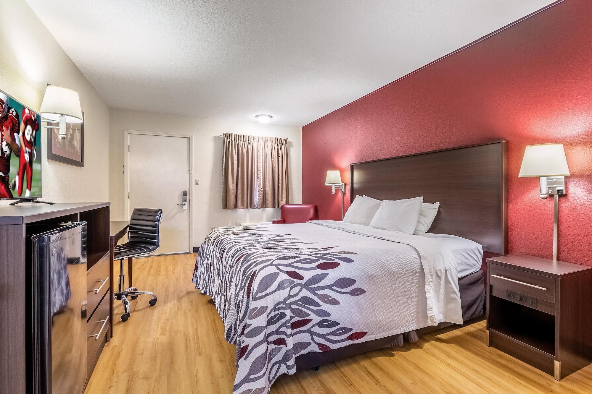 Red Roof Inn Scottsburg Εξωτερικό φωτογραφία