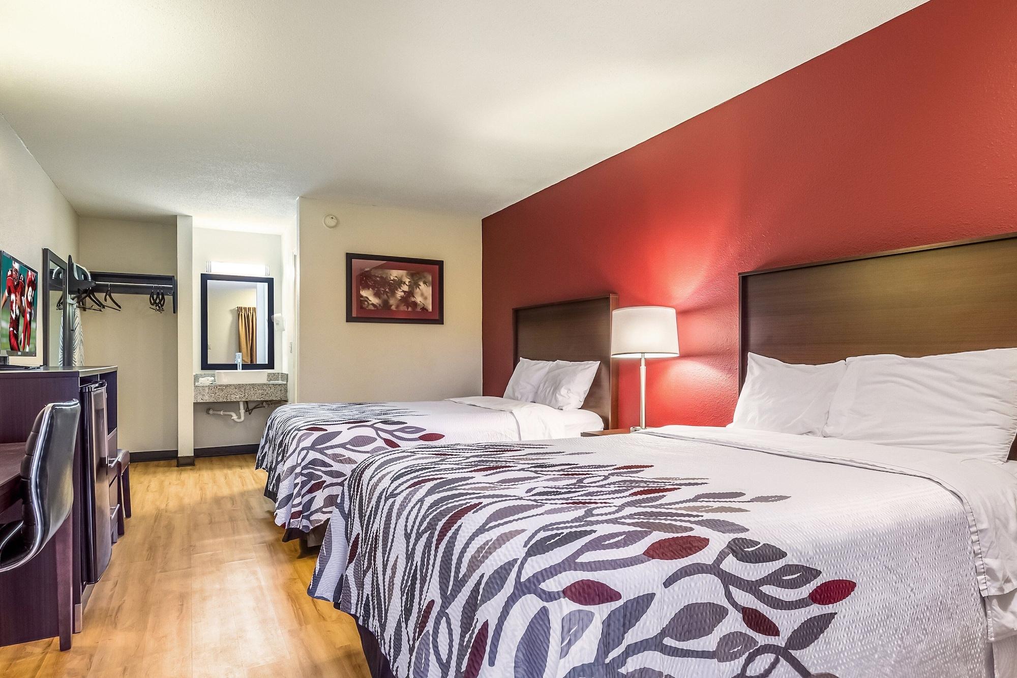 Red Roof Inn Scottsburg Εξωτερικό φωτογραφία